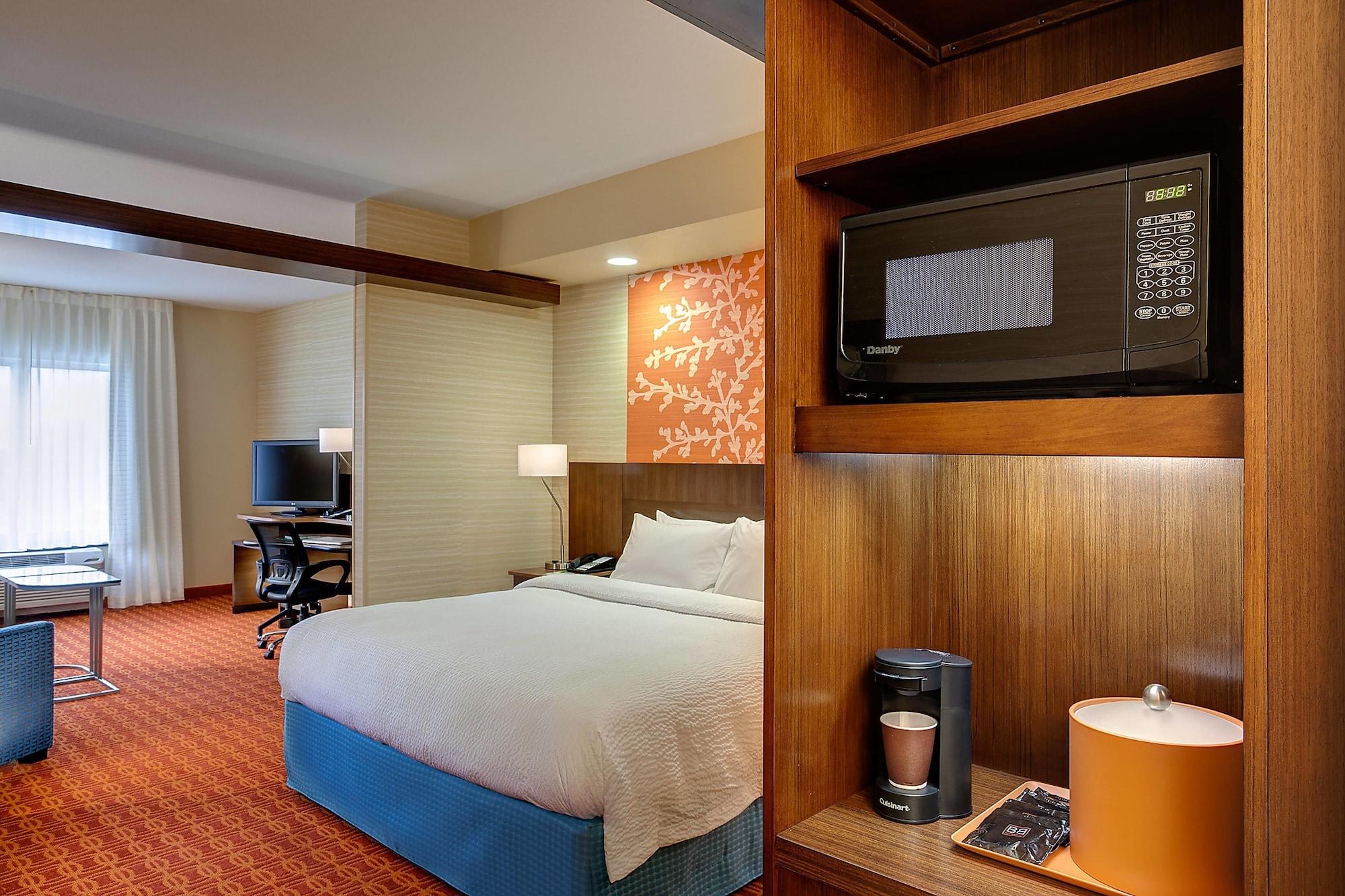 Fairfield Inn & Suites By Marriott Terrell Exteriör bild