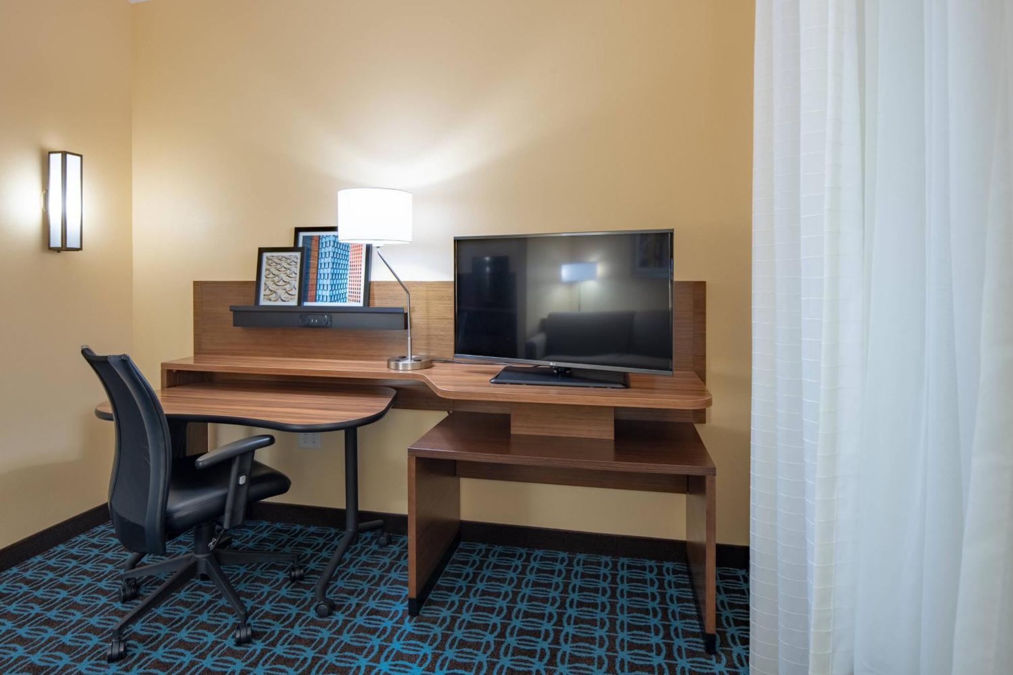 Fairfield Inn & Suites By Marriott Terrell Exteriör bild